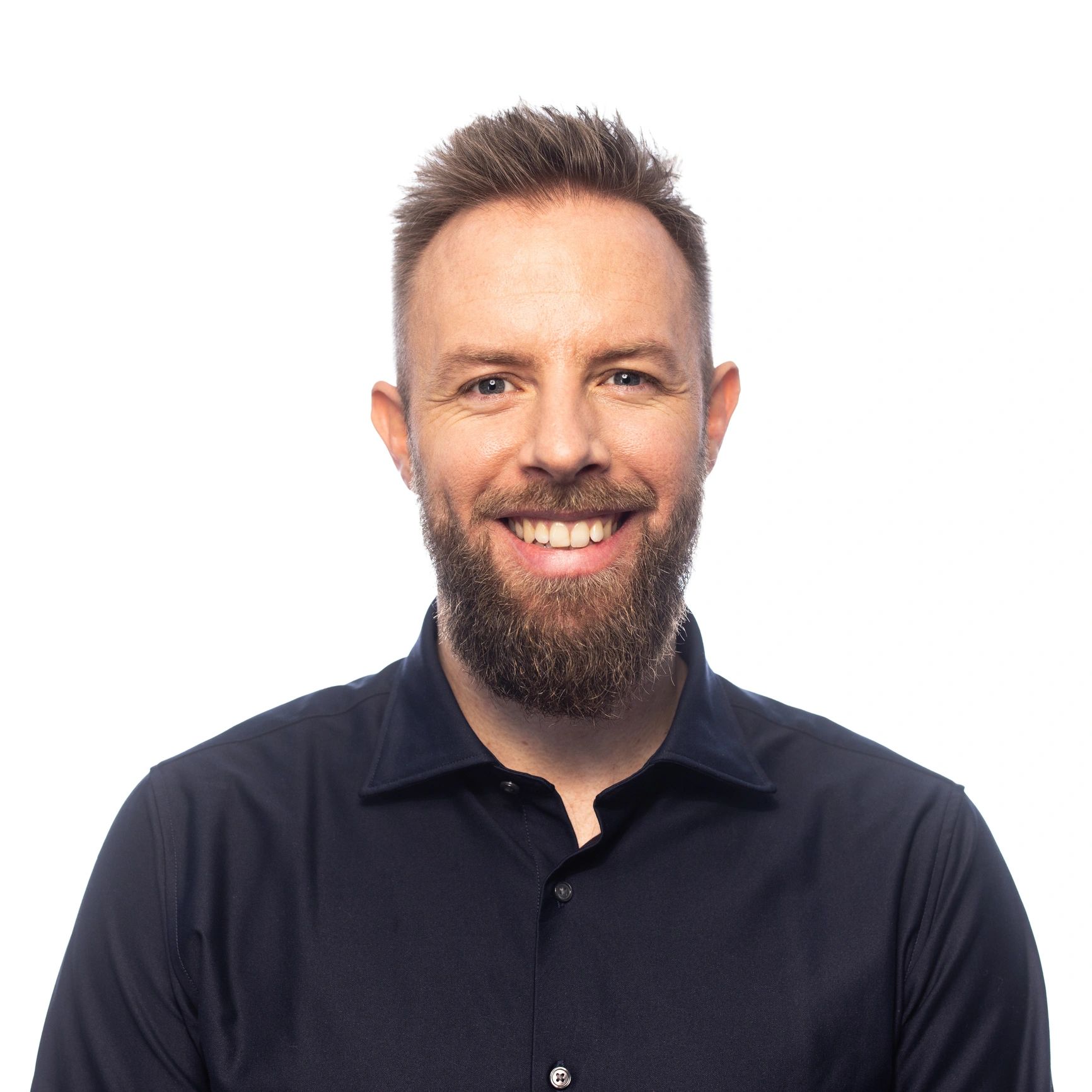 Portrait of a smiling man (testimonial avatar)
